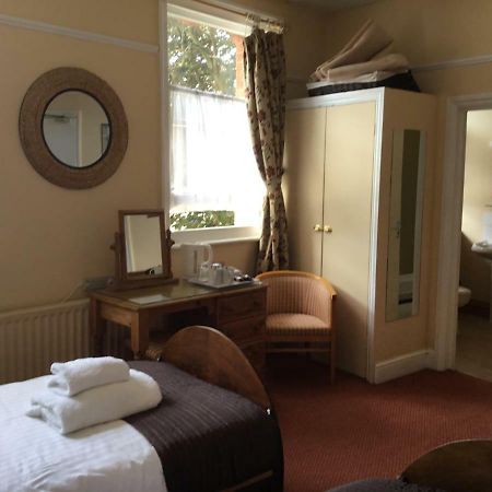 Railway Hotel Faversham Buitenkant foto