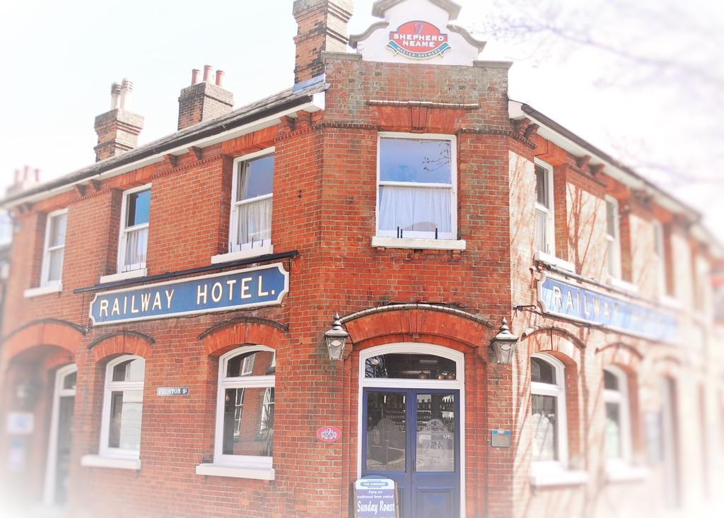 Railway Hotel Faversham Buitenkant foto