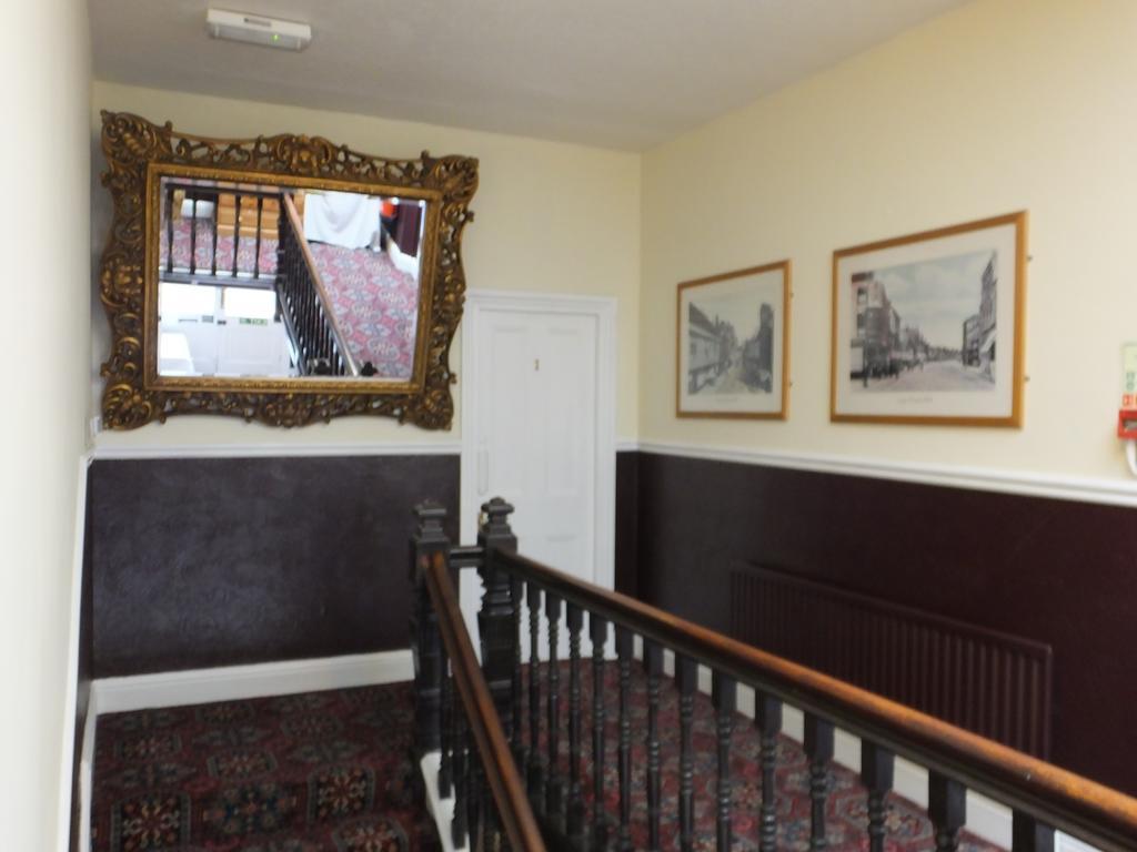 Railway Hotel Faversham Buitenkant foto