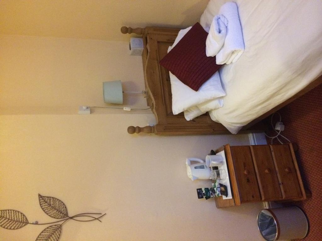 Railway Hotel Faversham Kamer foto