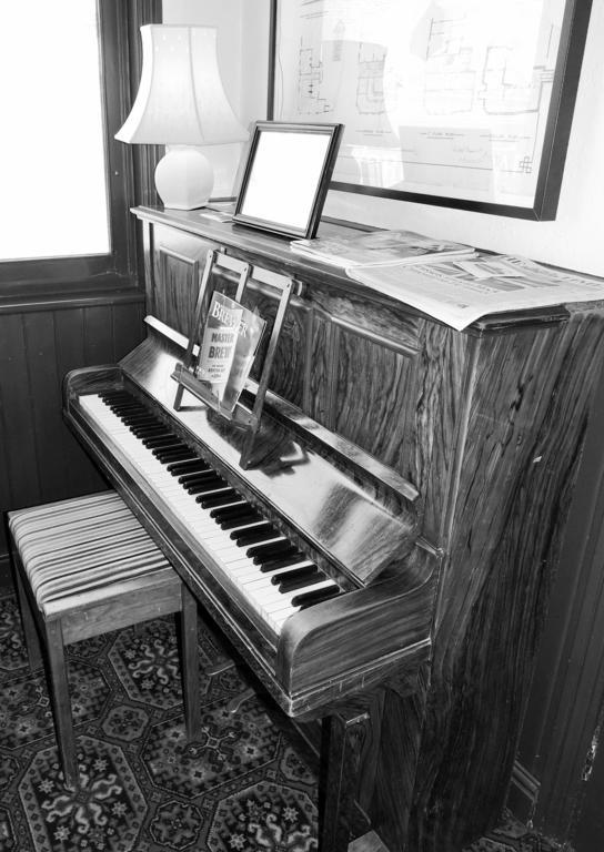 Railway Hotel Faversham Buitenkant foto